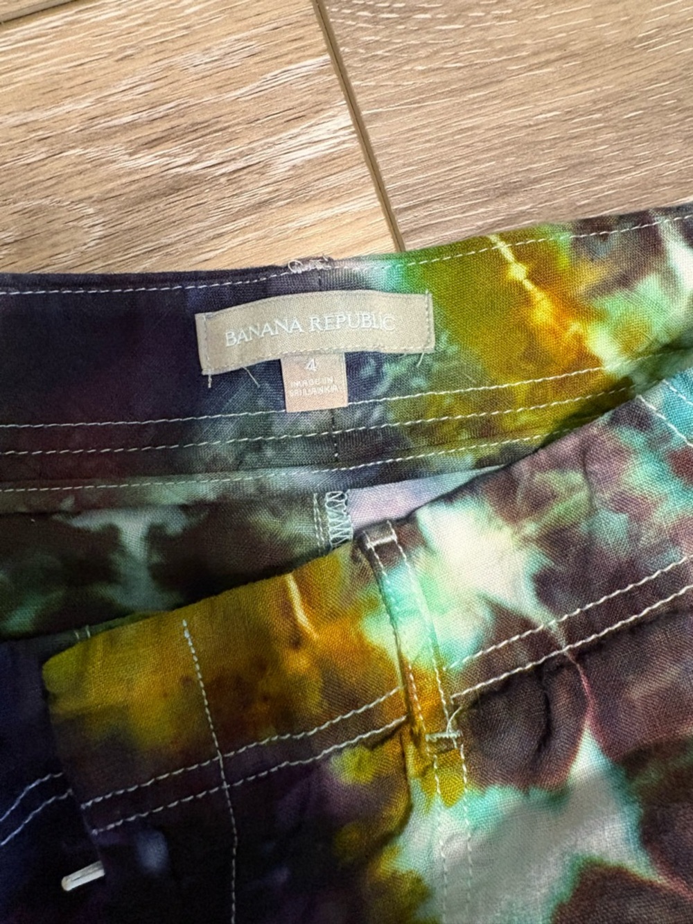 Banana Republic Tie-Dye Straight Leg Pants in Green & Purple - Picture 4 of 5